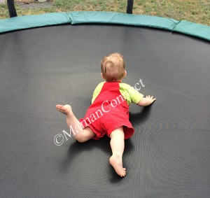 9 mois trampoline