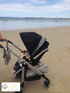 Loola Bébé Confort à la plage