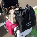 Bagages à l'aéroport prêts pour le voyage