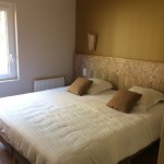 Chambre lit double cottage premium Center Parcs Bois aux daims