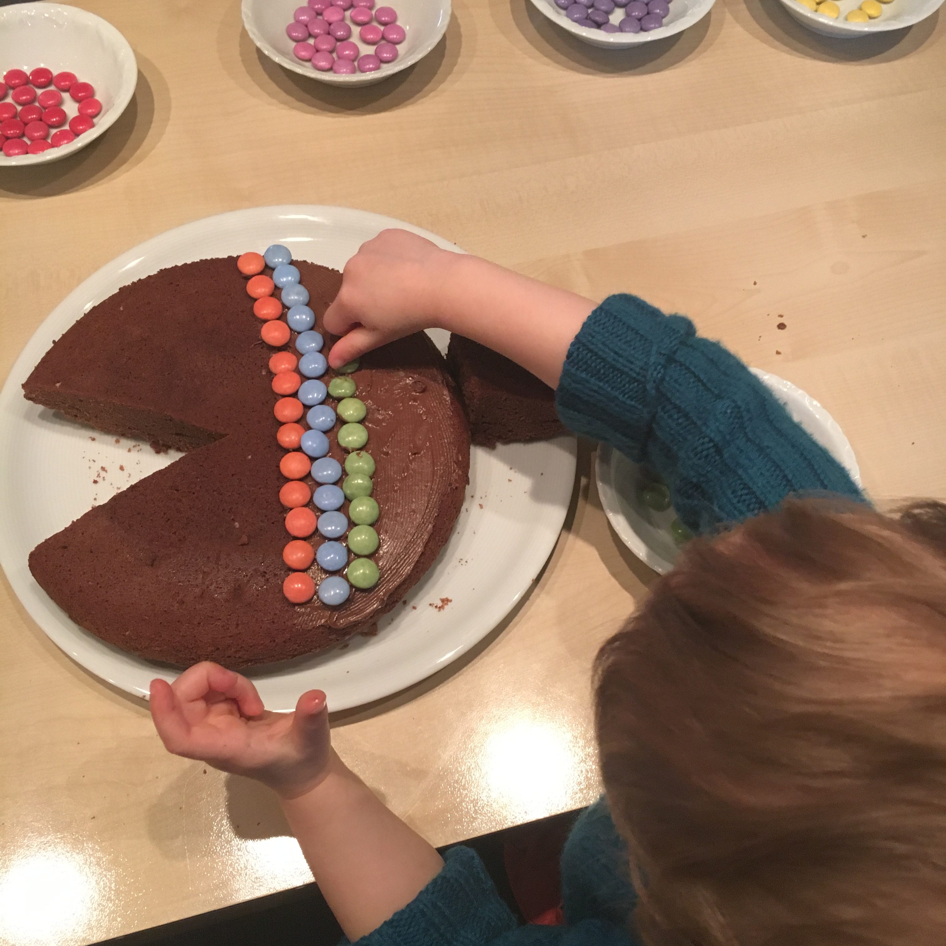 Gâteau au chocolat poisson avec des smarties